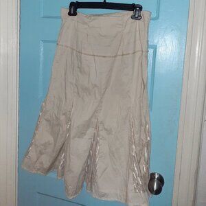 GODET IVORY COLOR PLEATED SKIRT (L)
